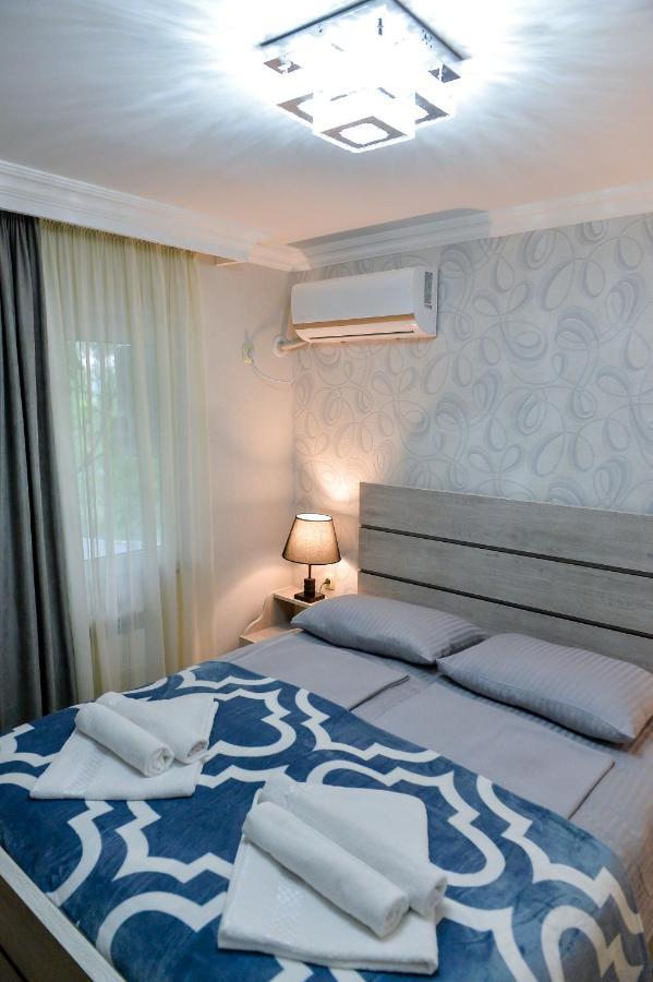 Cozy House Hotell Kutaisi Exteriör bild