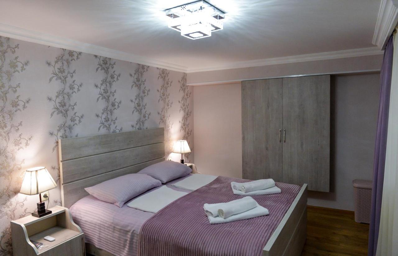 Cozy House Hotell Kutaisi Exteriör bild